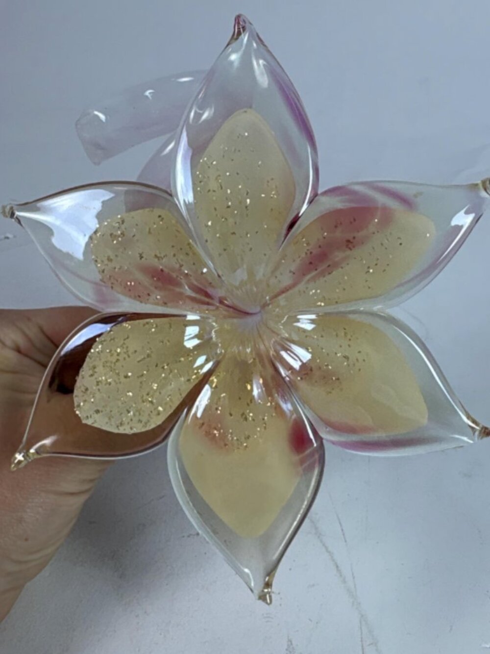 Vintage Hand-Blown Art Glass Flower Sculpture – Pink & Gold Glitter Floral